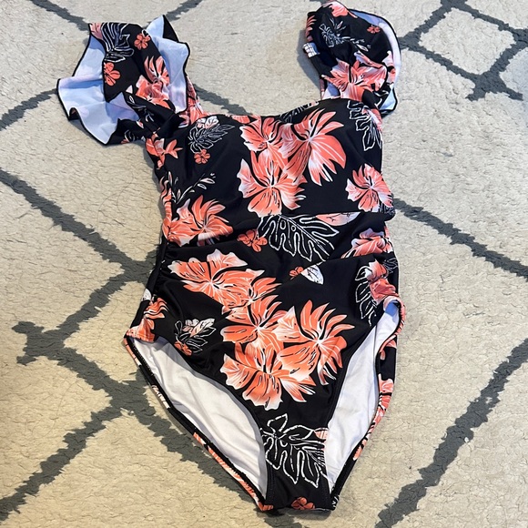 Eomenie Other - Eomenie Women's Tummy Control One Piece Swimsuit Ruffle Square Neck Bathing Suit